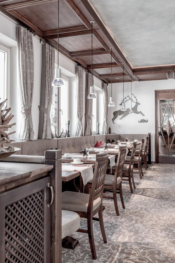 Hotel Garni Caroline อิสชเกิล ภายนอก รูปภาพ